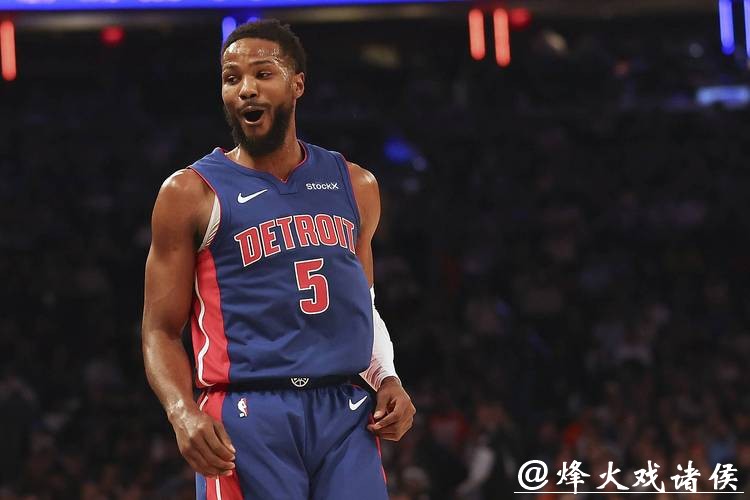 健身网红女友生日,马利克·比斯利深情表白,或将加盟CBA成为顶级外援 健身网红女友生日,马利克·比斯利深情表白,或将加盟CBA成为顶级外援