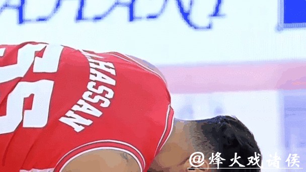 李凯尔归化后首次发声:将代表中国男篮打世界杯 我的骄傲和荣幸 李凯尔归化后首次发声:将代表中国男篮打世界杯 我的骄傲和荣幸